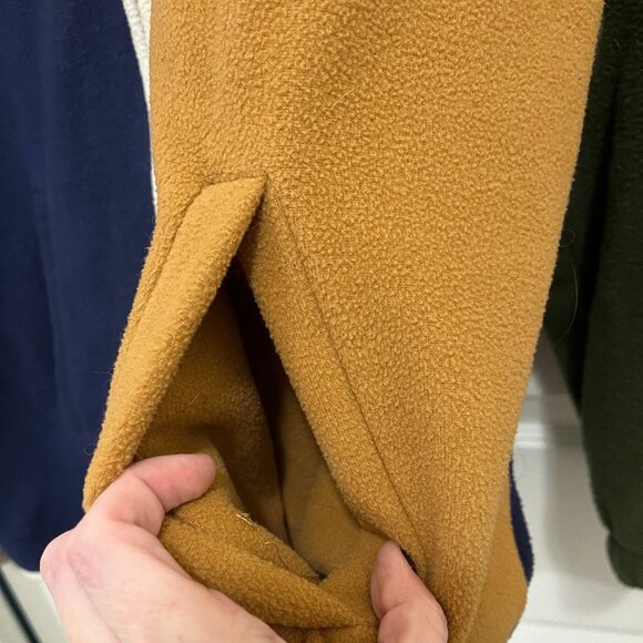 SHEIN *Colorblock Full Zip Fleece* | XS | Pockets | Oversized | Gently Used - Picture 4 of 8